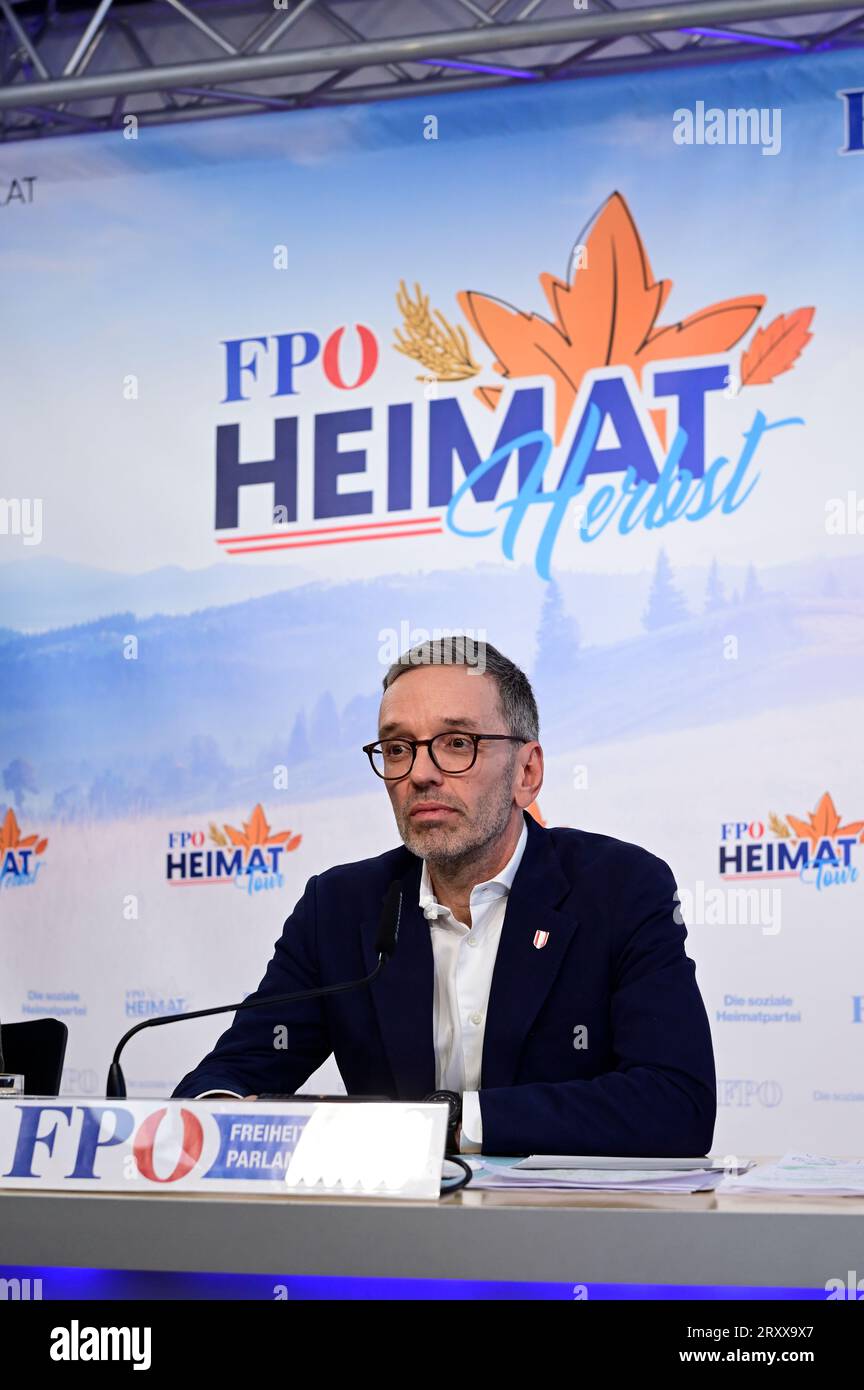 Wien, Österreich. September 27, 2023. Pressekonferenz mit dem FPÖ-Bundesparteivorsitzenden Herbert Kickl. Thema: „Präsentation der Herbstoffensive der FPÖ“ Stockfoto