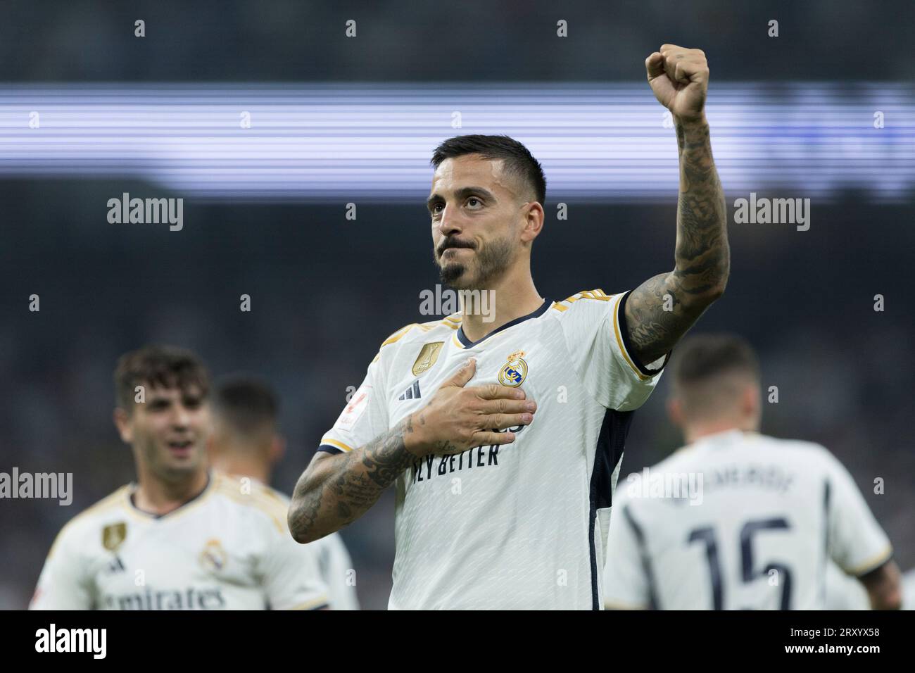 MADRID, SPANIEN - SEPTEMBER 27: Brahim Díaz von Real Madrid feiert ein Tor beim Spiel der La Liga 2023/24 zwischen Real Madrid und Las Palmas im Santiago Bernabeu Stadion in Madrid am 20. SEPTEMBER 2023. (Foto: Guillermo M.) Stockfoto