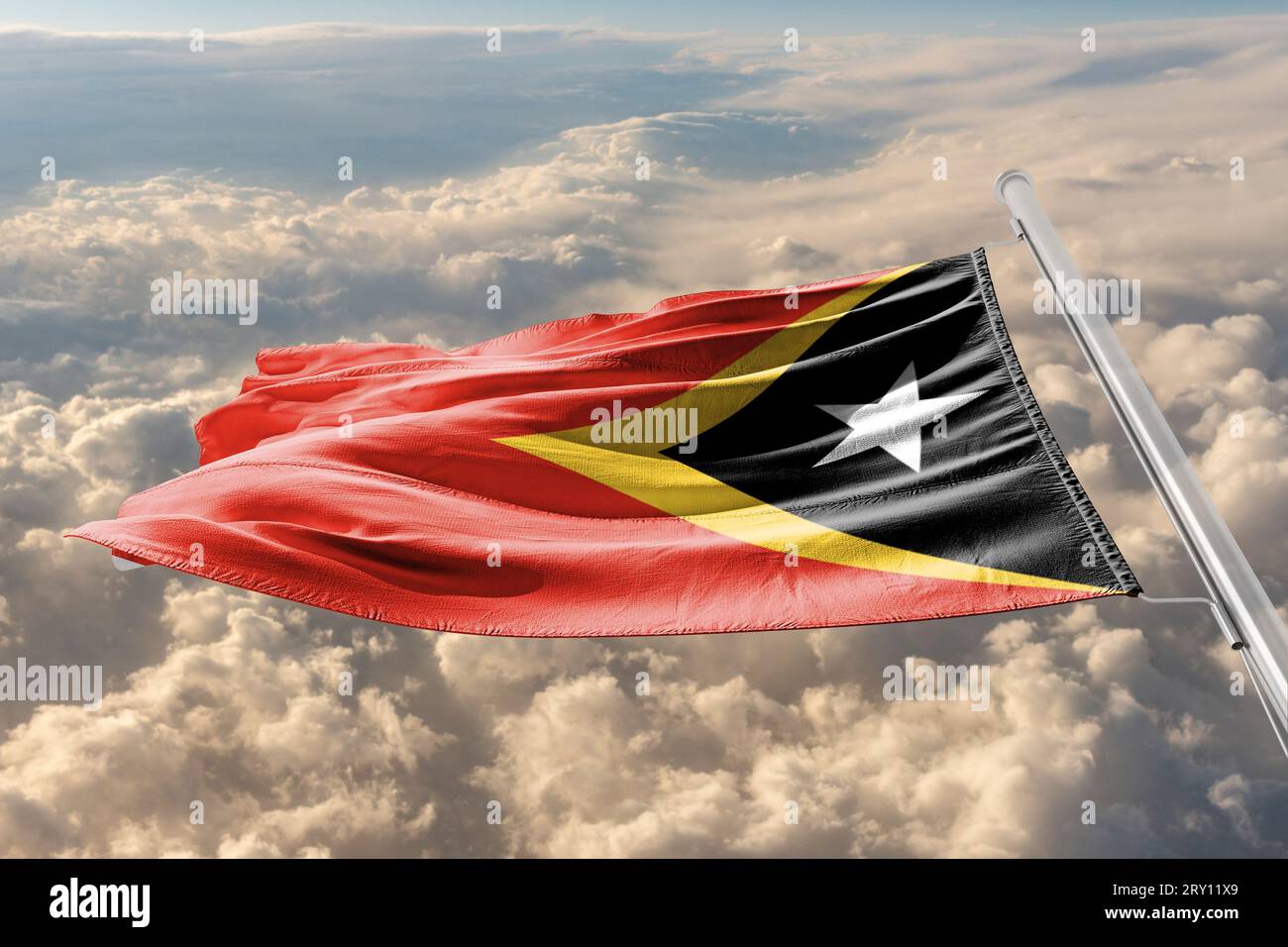 Flagge von Osttimor die neue Nationalflagge wurde am 20. Mai 2002 angenommen Stockfoto