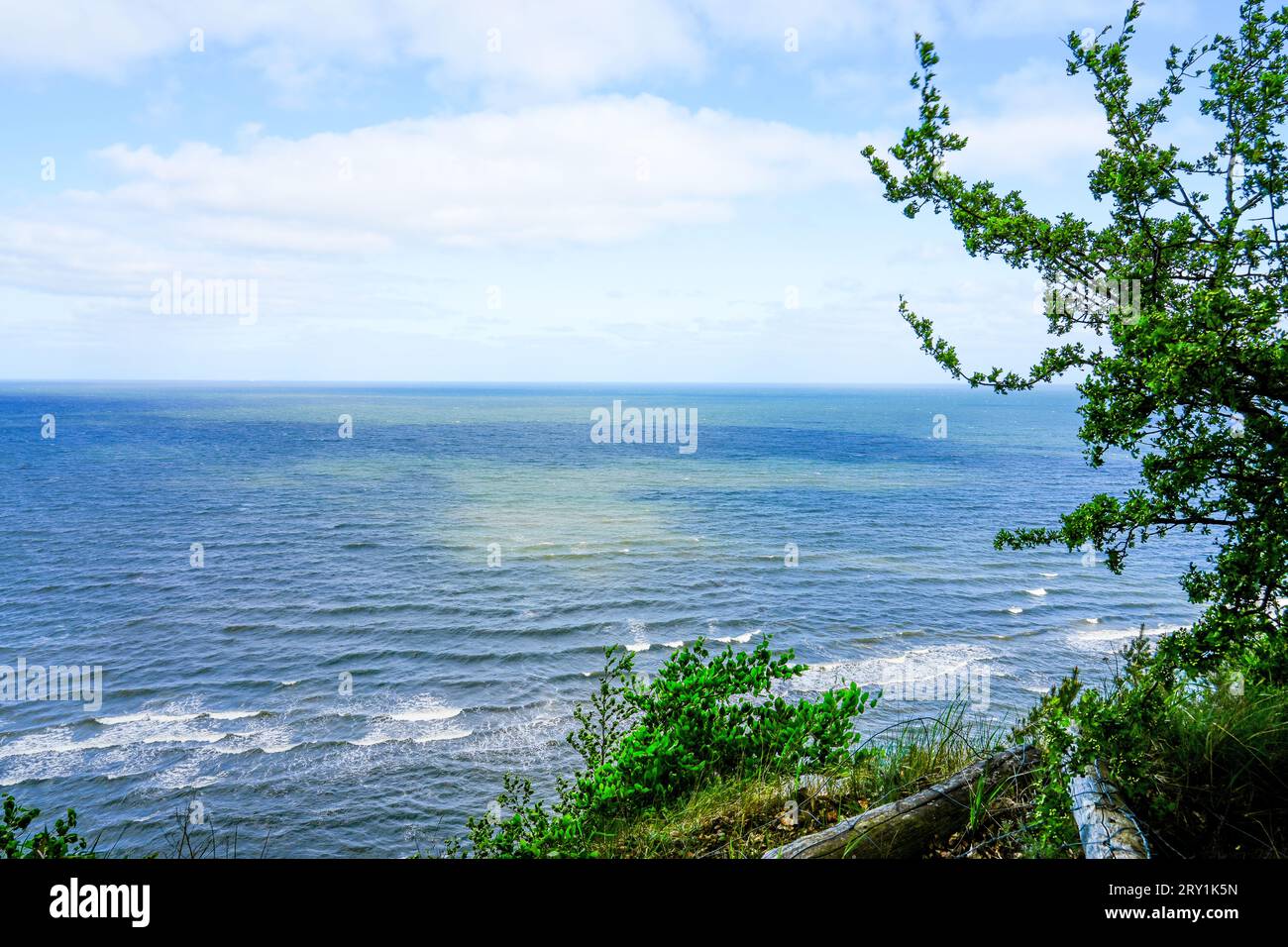 ViewPoint Gosan in Polen. Grüne Natur mit Blick auf die Ostsee. Stockfoto