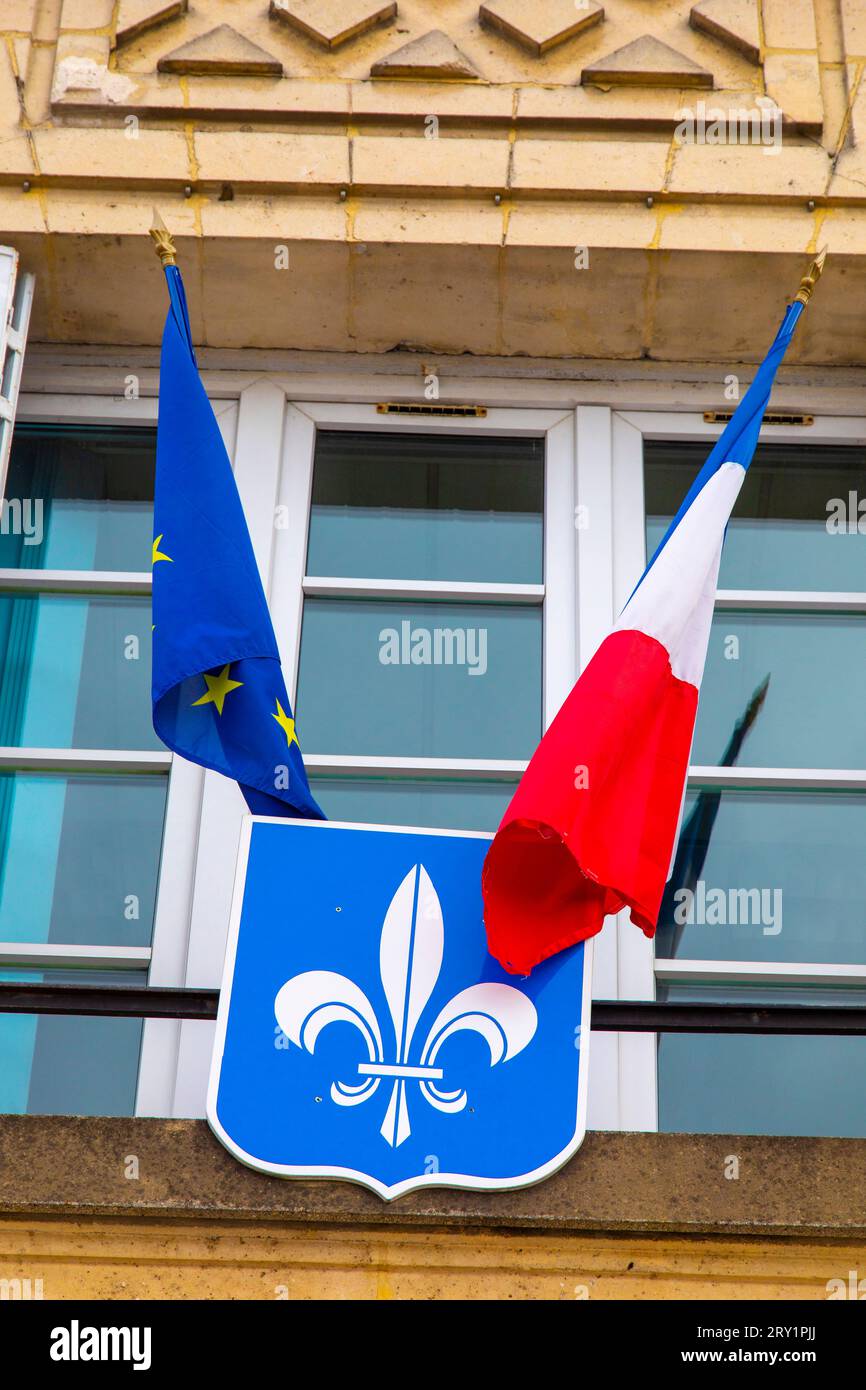 Rathaus und Fleur-de-LIS Stockfoto