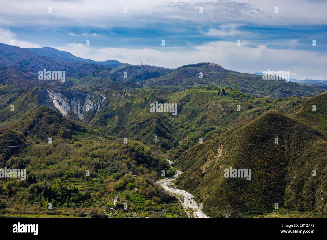 Landschaft über Villafranca Tirrena auf der Insel Sizilien, Italien Stockfoto