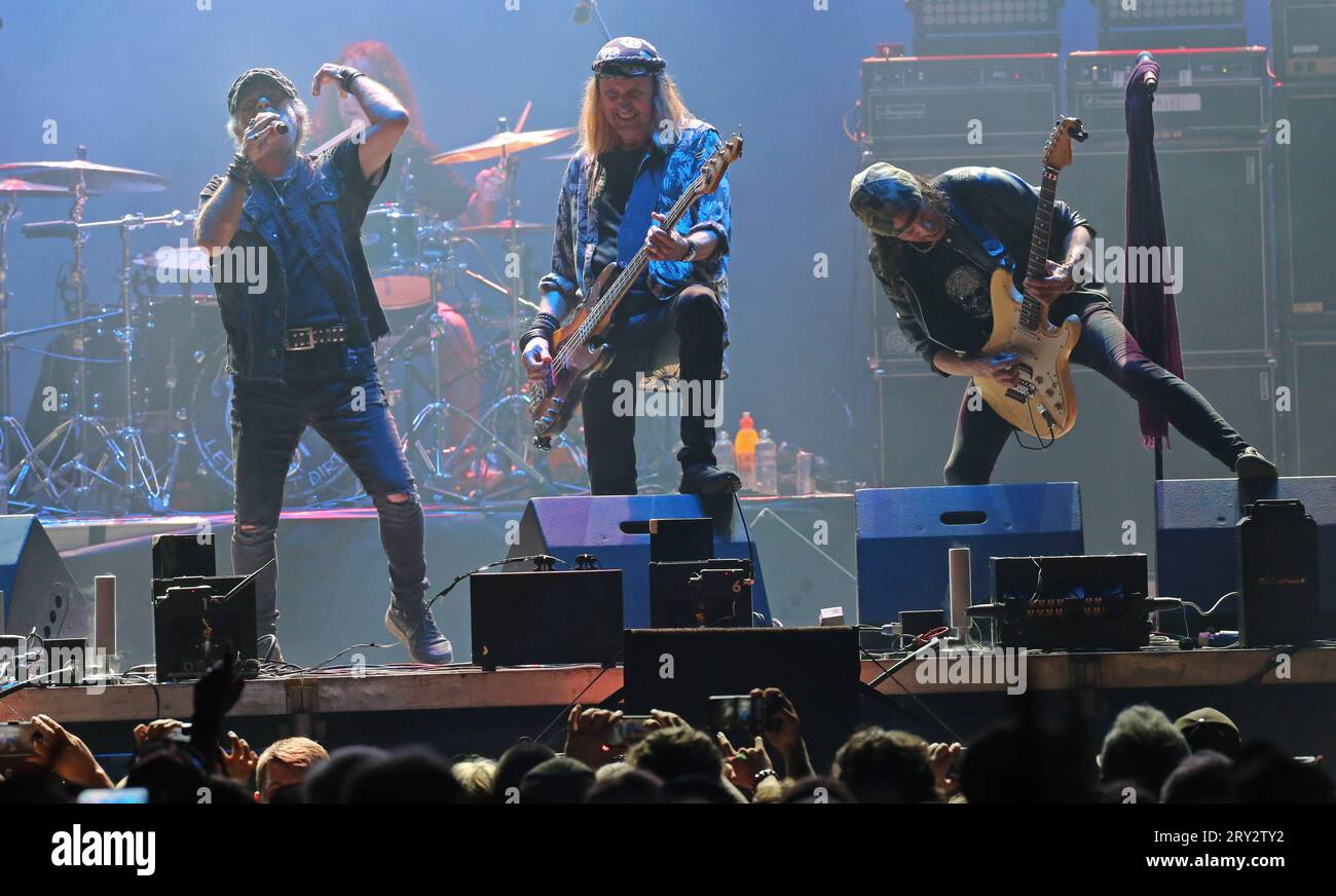 Marc Storace, Chris von Rohr, Mandy Meyer. Konzert der schweizerischen ...