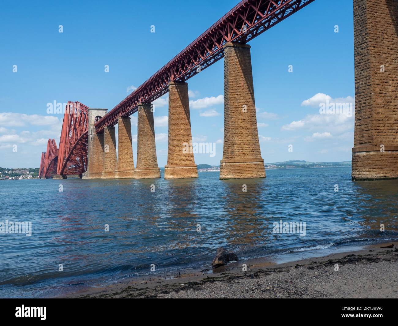 Die Forth Bridge, UNESCO-Weltkulturerbe, in der Nähe von Edinburgh, Schottland Stockfoto