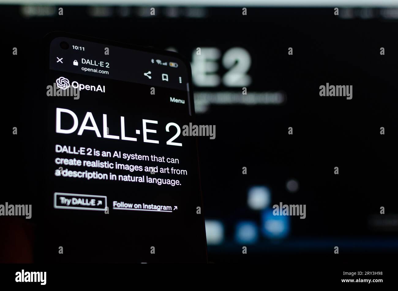 Madrid, Spanien 09 26 2023: Bildschirm eines Smartphones mit der DALL-2-Website Stockfoto