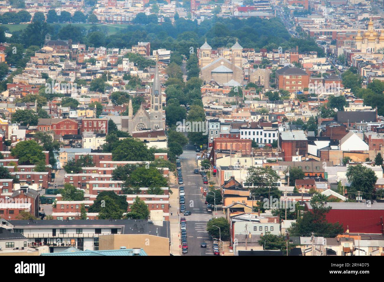 Blick auf die Stadt East Baltimore mit dem Viertel Fells Point. Baltimore Luftaufnahme. Stockfoto