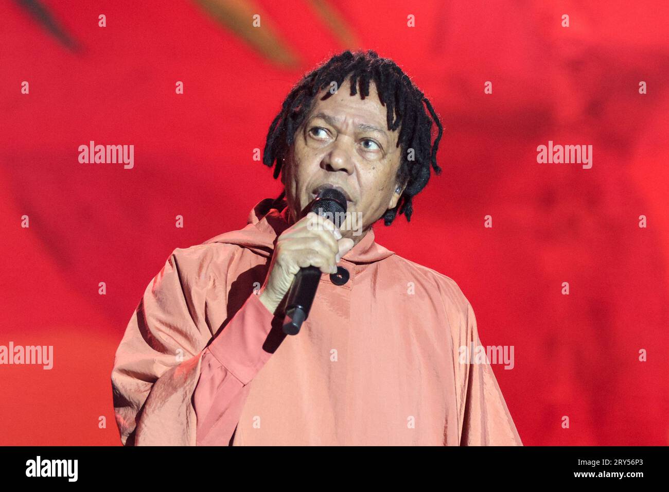 Curitiba, Brasilien. September 2023 29. PR - CURITIBA - 09/28/2023 - CURITIBA, SHOW DJAVAN - DJAVAN, während eines Auftritts im Teatro Positivo, in der Stadt Curitiba, diesen Donnerstag (28). Singer präsentiert eine Show aus der D-Tour, den Namen seines letzten Albums. Foto: Robson Mafra/AGIF (Foto: Robson Mafra/AGIF/SIPA USA) Kredit: SIPA USA/Alamy Live News Stockfoto