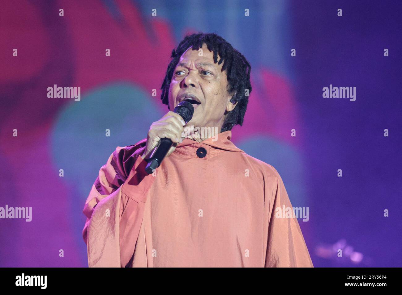 Curitiba, Brasilien. September 2023 29. PR - CURITIBA - 09/28/2023 - CURITIBA, SHOW DJAVAN - DJAVAN, während eines Auftritts im Teatro Positivo, in der Stadt Curitiba, diesen Donnerstag (28). Singer präsentiert eine Show aus der D-Tour, den Namen seines letzten Albums. Foto: Robson Mafra/AGIF (Foto: Robson Mafra/AGIF/SIPA USA) Kredit: SIPA USA/Alamy Live News Stockfoto