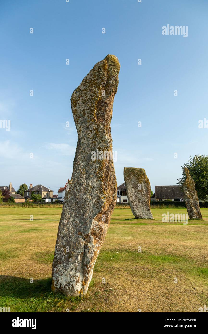 Die beeindruckenden Steine von Lundin Links, die in der Mitte eines Golfplatzes, Fife Scotland, stehen. Stockfoto