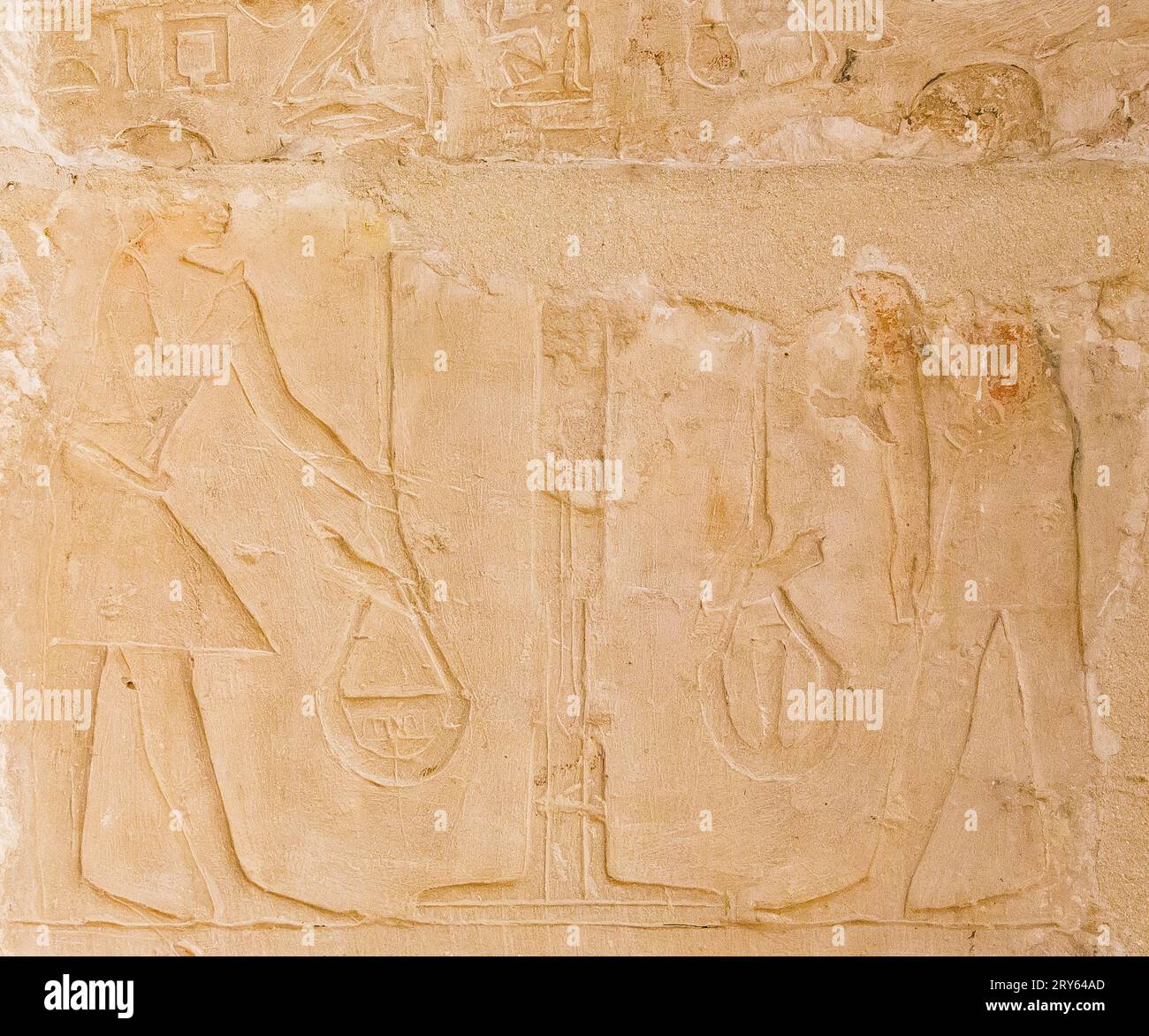 Ägypten, Sakkara, Grab von Mehu, Goldschmied: Goldbarren wiegen. Stockfoto