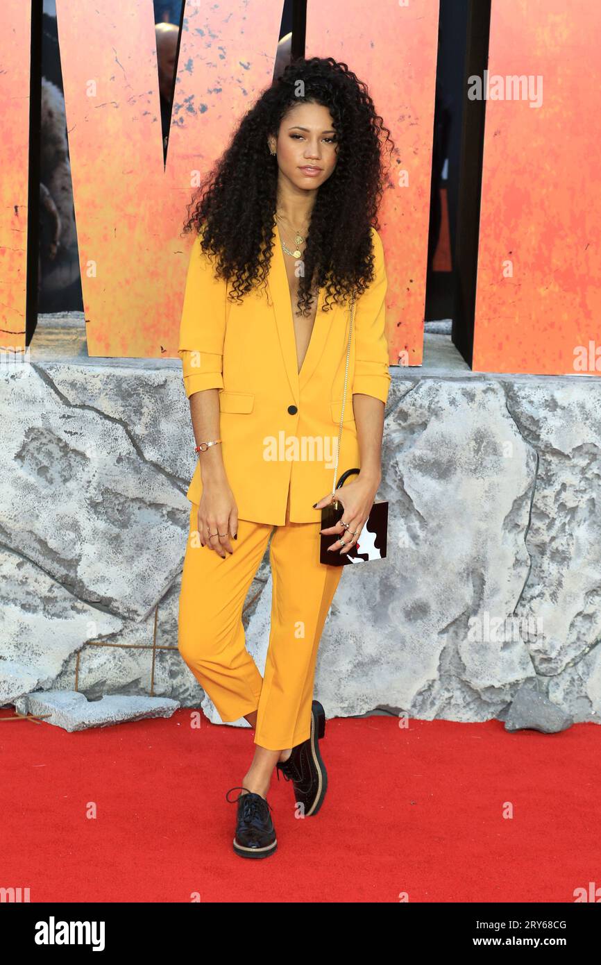 Vick Hope nimmt an der europäischen Premiere von „Rampage“ am Cineworld Leicester Square in London Teil. (Foto von Fred Duval/SOPA Images/SIPA USA) Stockfoto