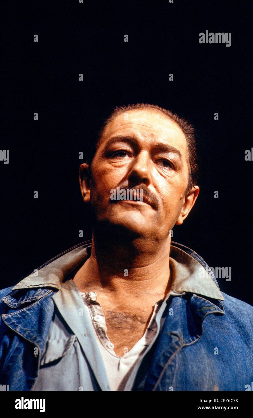 Eddie carbone Fotos und Bildmaterial in hoher Auflösung Alamy