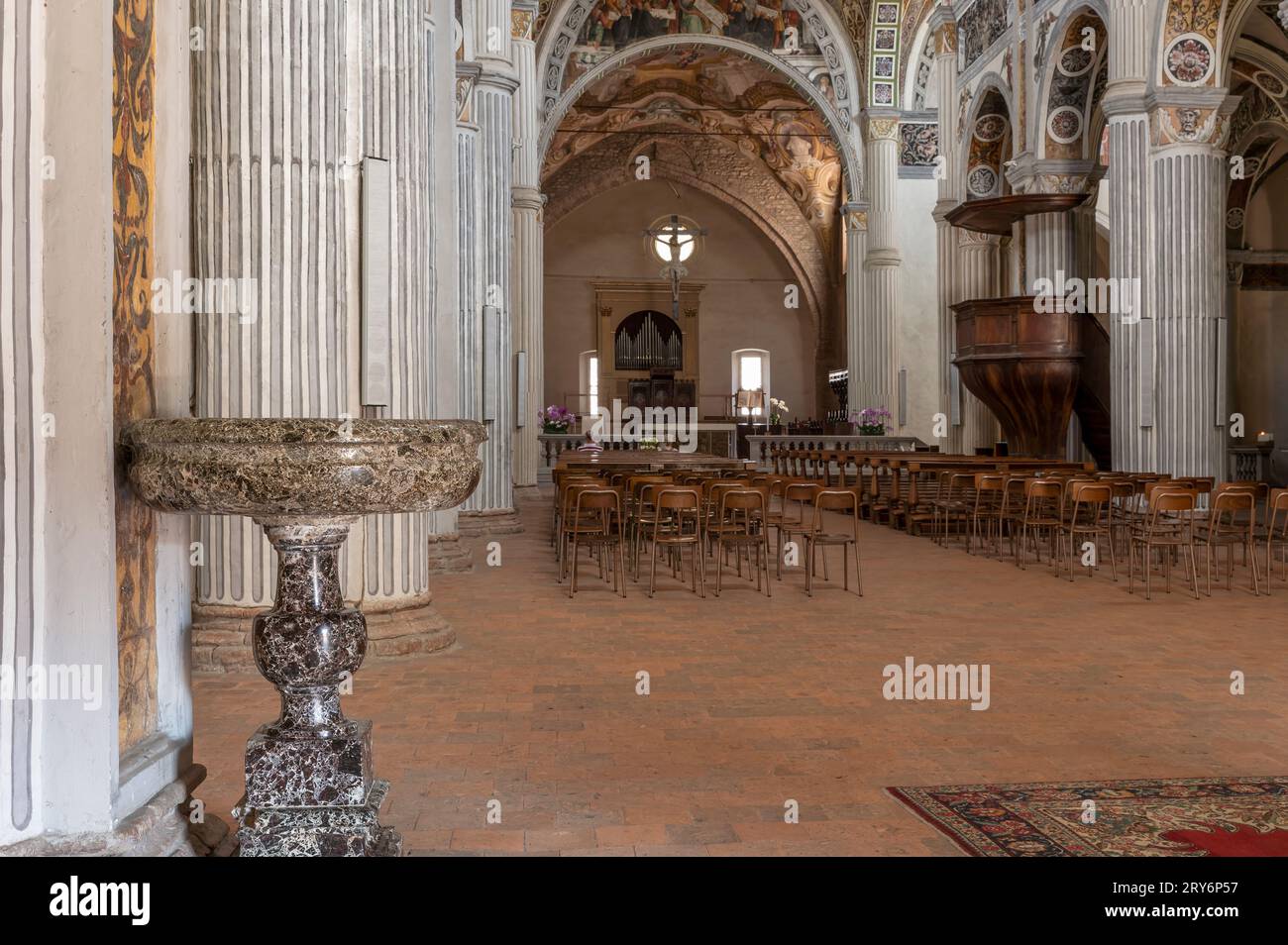 Die schönen Innenräume der Abtei von San Colombano, Bobbio, Italien Stockfoto