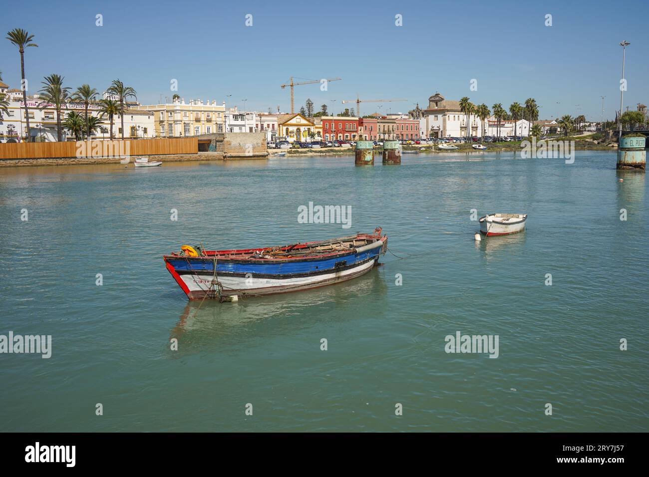 Fluss Guadalete in El Puerto de Santa Maria, Provinz Cadiz, Andalusien, Spanien. Stockfoto