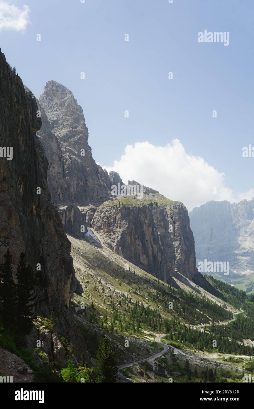 Wide angle of a road in the Dolomites mountains Stockfoto