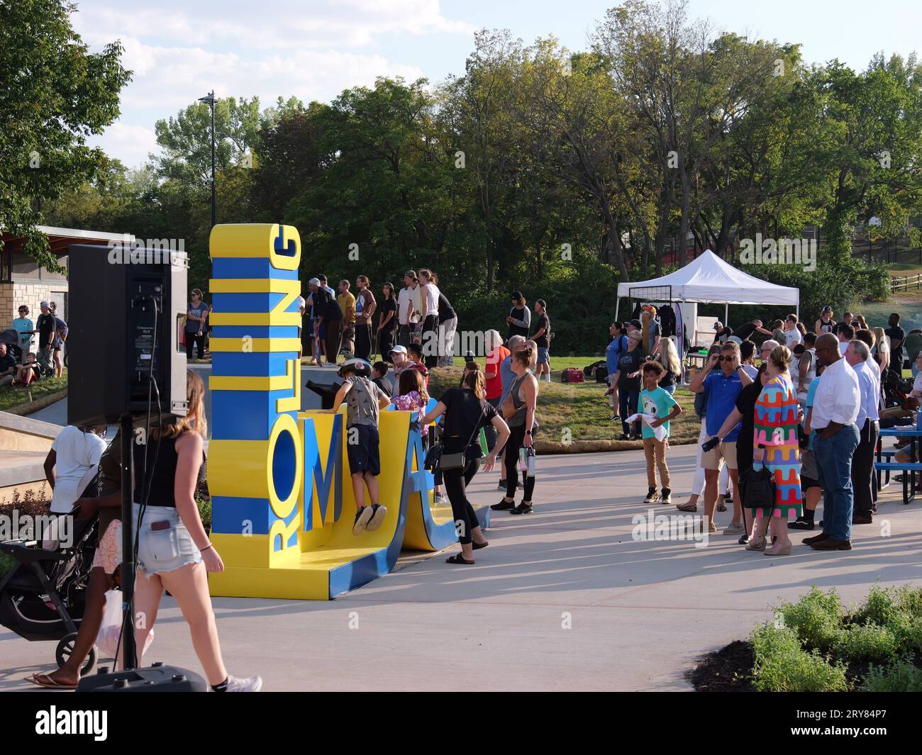 Lenexa, Kansas – 12. September 2023: Eröffnung des Rolling Magic Skatepark Grand im SAR Ko Par Park Stockfoto