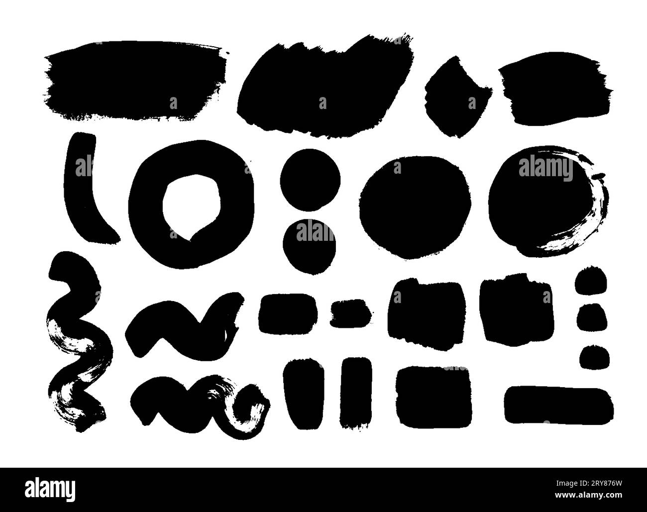 Satz von Strichen aus Acryl, echte fließende Striche, die von Hand mit einem Pinsel erstellt werden, wodurch verschiedene Formen entstehen; Satz von vektorisierten Strichen in schwarzer Farbe mit A Stockfoto