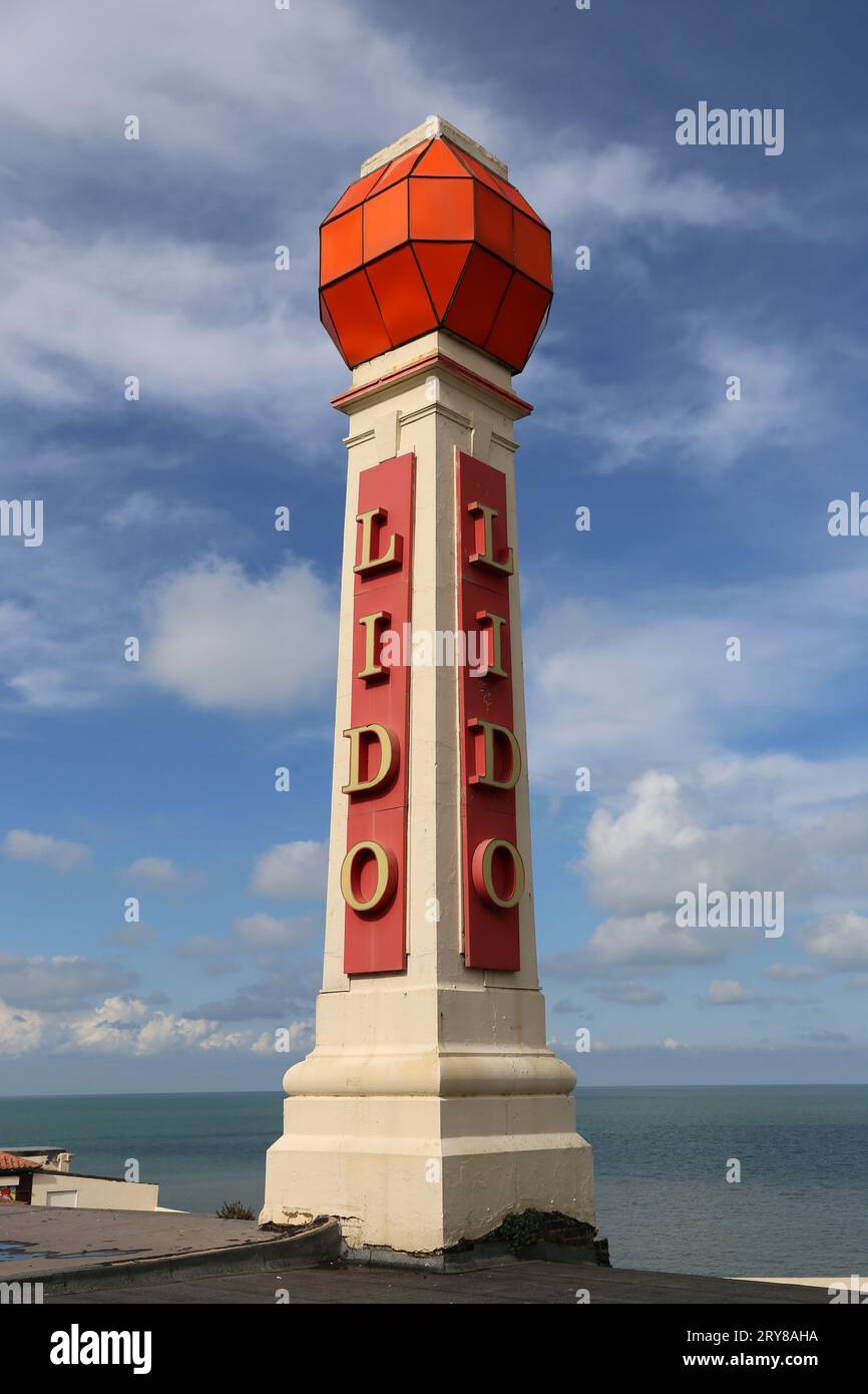 Art déco-Schild, Cliftonville Lido (stillgelegt), Ethelbert Terrace, Margate, Isle of Thanet, Kent, England, Großbritannien, Vereinigtes Königreich, Vereinigtes Königreich, Europa Stockfoto