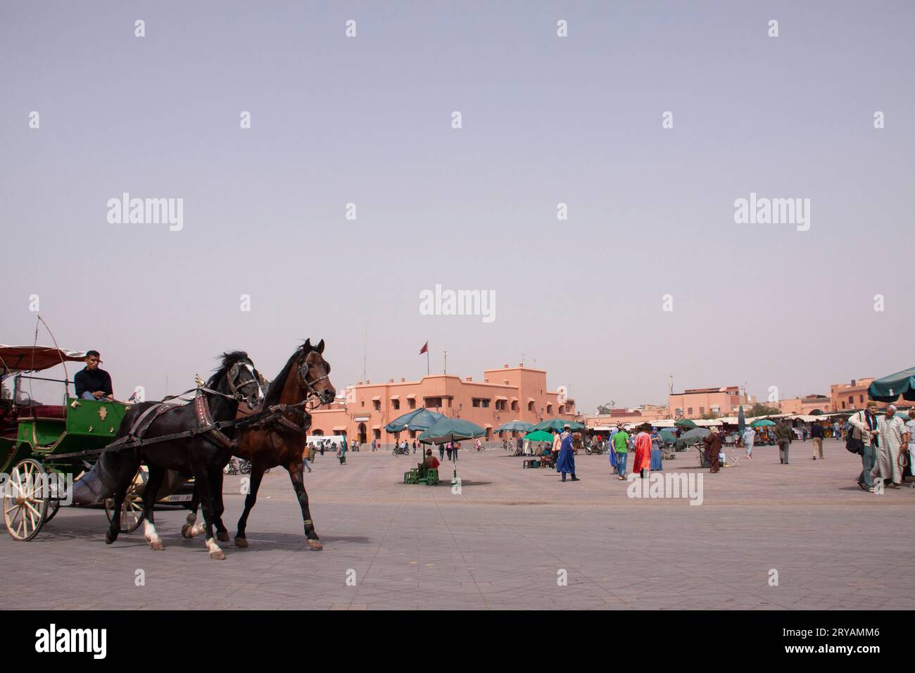 Blick auf den Platz Jemaa el-Fnaa Marrakesch Marokko März 2012 Stockfoto