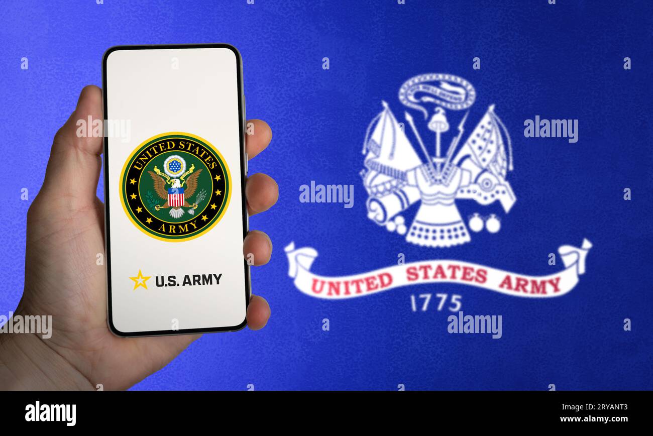 Das Emblem der US-Armee wird auf dem Smartphone angezeigt Stockfoto