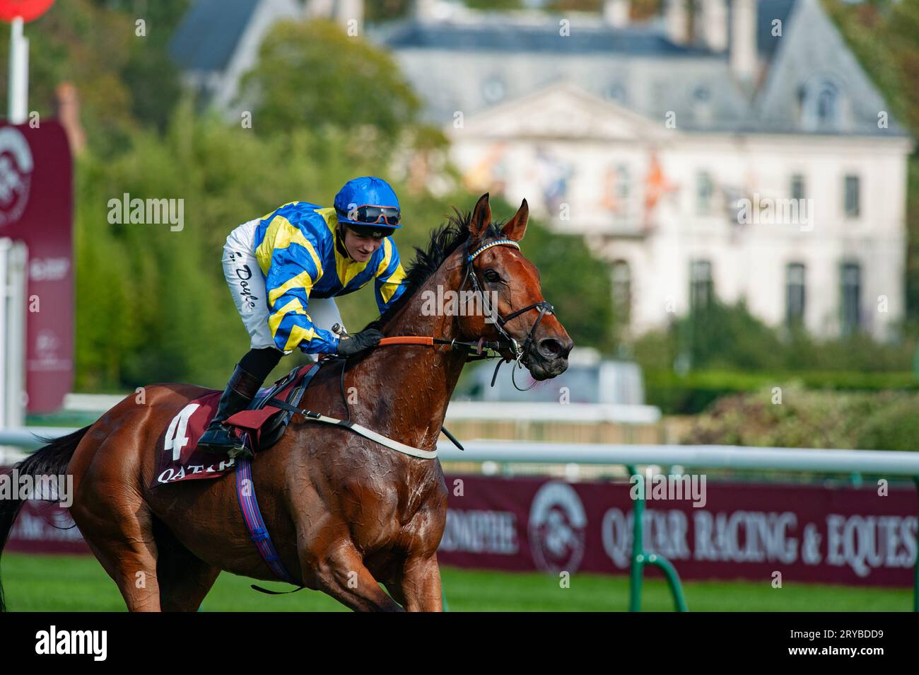 30. September 2023 in Paris, Frankreich. Hippodrome de ParisLongchamp, Paris, Frankreich; Hollie Doyle und Trueshan gewinnen 2023 den Katar Prix du Cadran (Gruppe 1) für Trainer Alan King und Inhaber der Singula Partnership. Credit JTW Equine Images / Alamy Live News Stockfoto