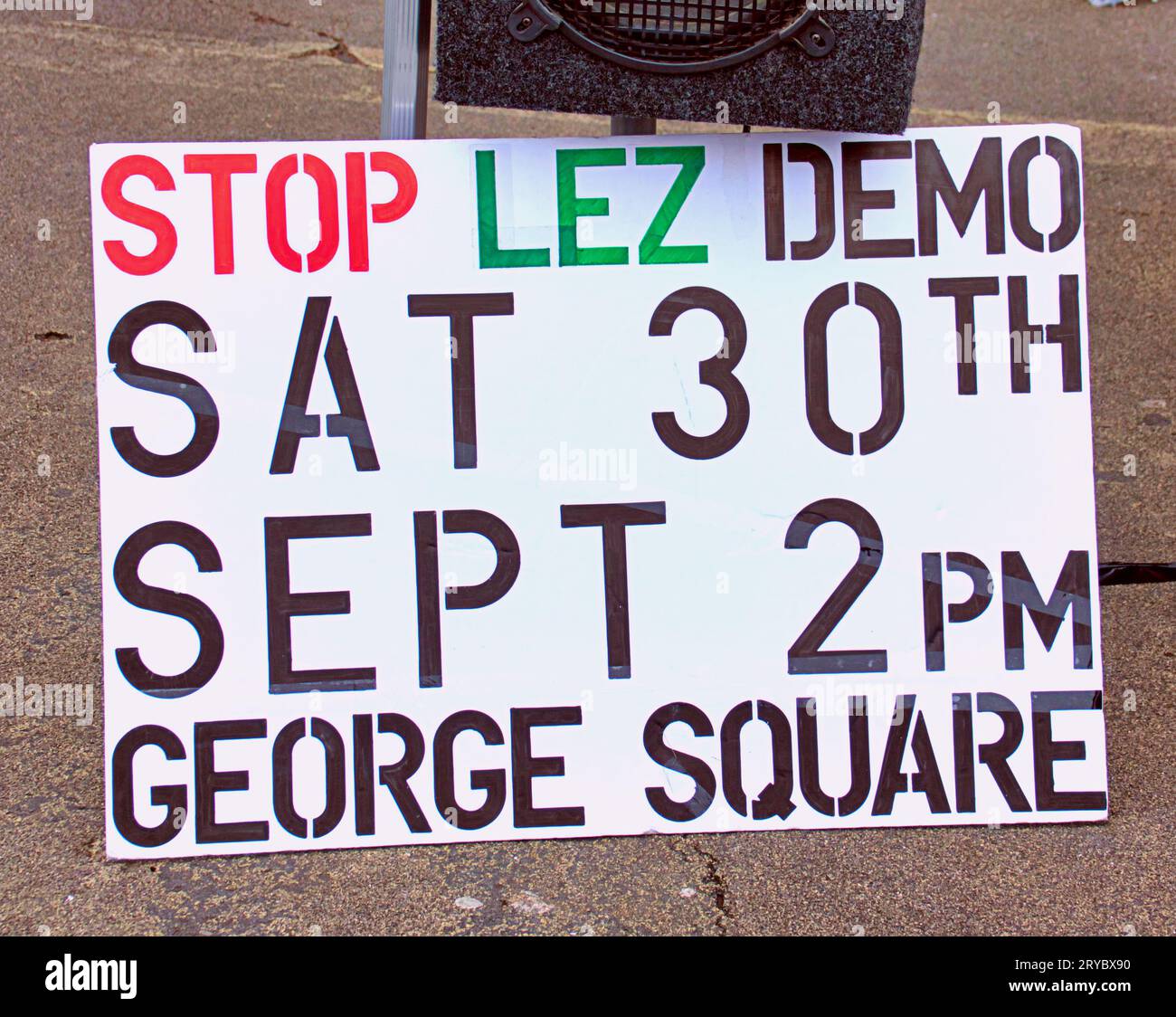 Glasgow, Schottland, Großbritannien. 30. September 2023. LEZ-Protest auf dem George Square. Credit Gerard Ferry/Alamy Live News Stockfoto