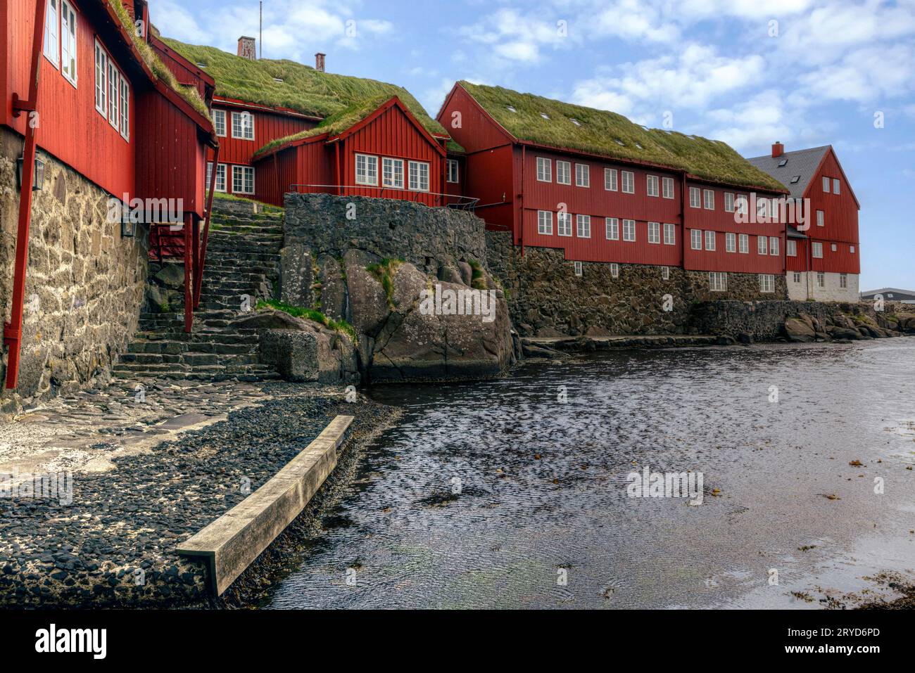 Torshavn und die parlamentsgebäude in Tinganes auf den Färöern Stockfoto