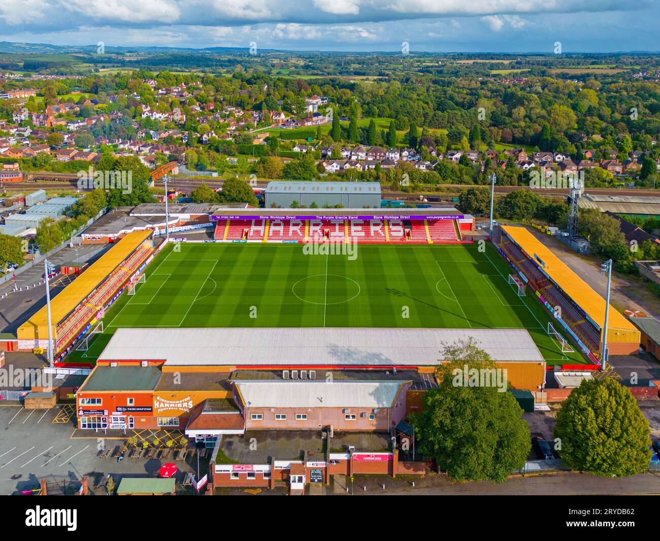 Birmingham, Großbritannien, 09.26.2023 Kidderminster Harriers Football Club, Aggborough Stadium. Luftbild. 26. September 2023. Stockfoto