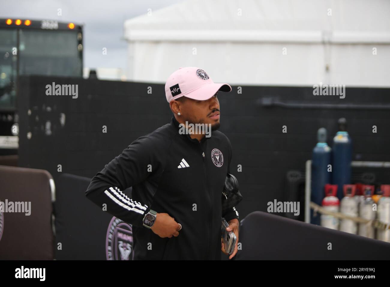 Stürmer Josef Martinez trifft am 30. September 2023 im DRV PNK Stadium in Fort Lauderdale, Florida, gegen den New York City FC, MLS, ein. Stockfoto