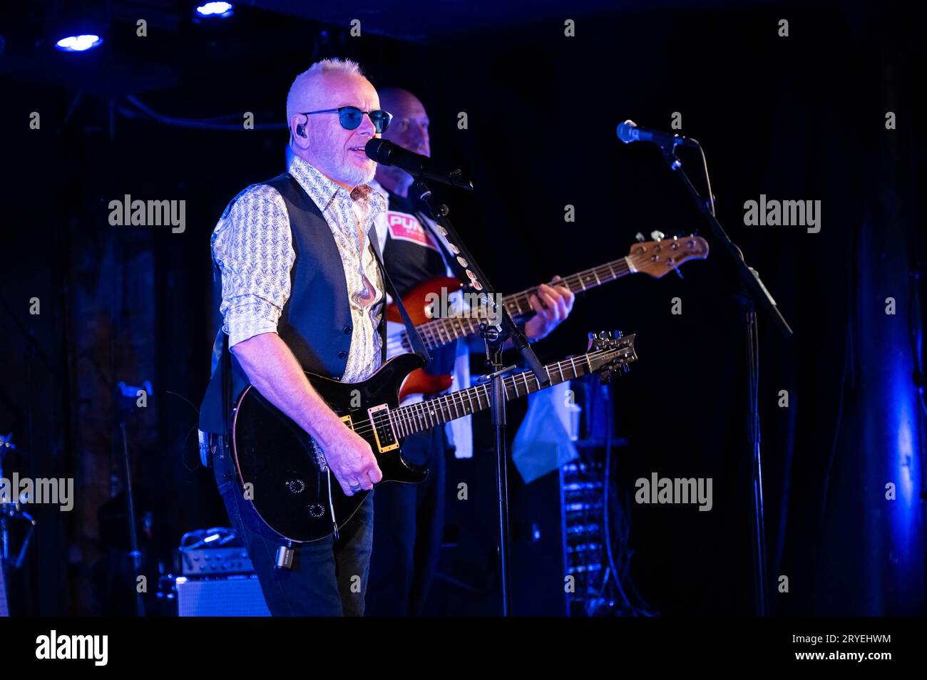 Fotos von Nik Kershaw, der am 29. September 2023 im Oran Mor Glasgow auftrat Stockfoto