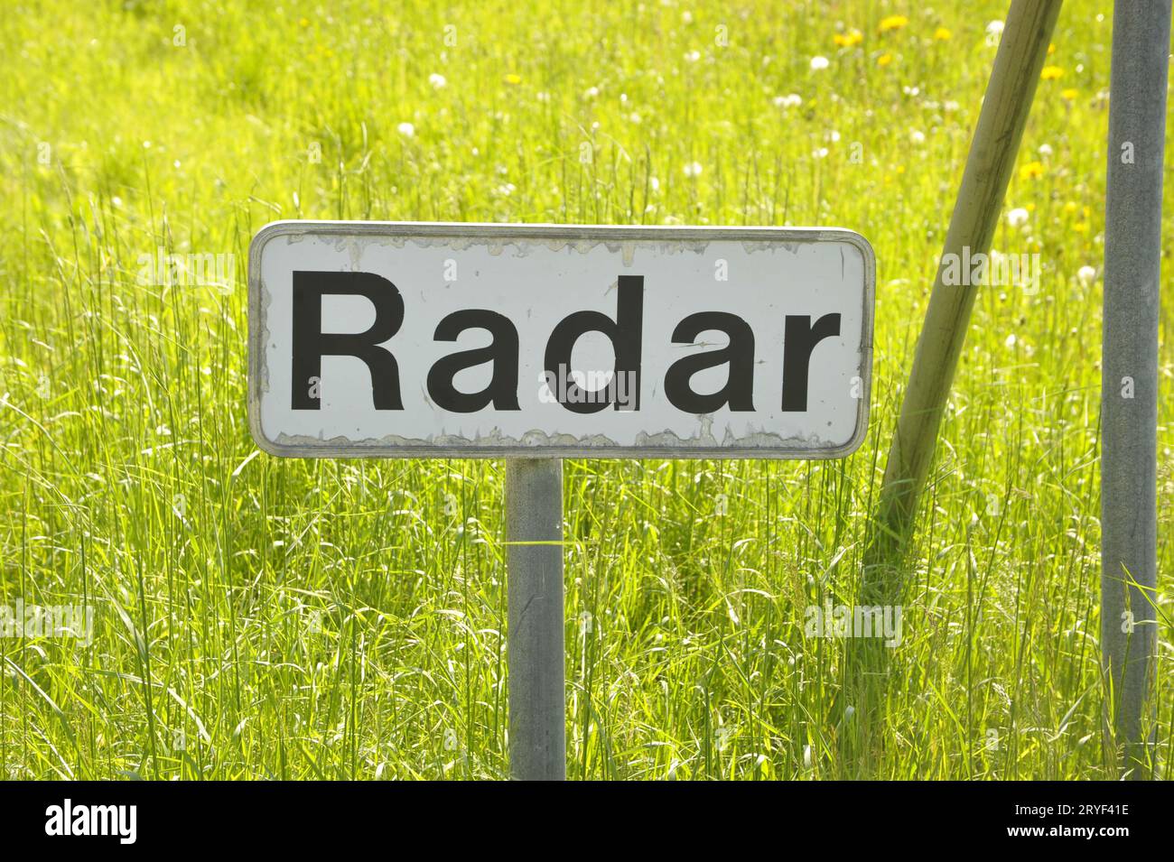 Verkehrsradar zur Geschwindigkeitsmessung Stockfoto