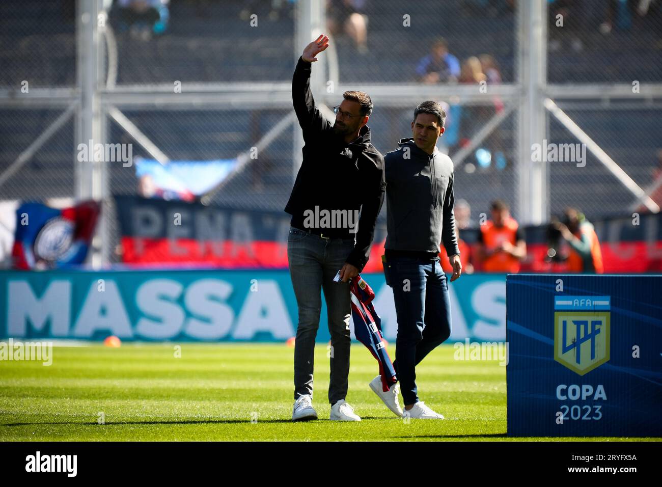 Buenos Aires, Argentinien. September 2023 30. Ruud van Nistelrooy ehemaliger niederländischer Fußballspieler und Fußballtrainer, der während des Spiels zwischen San Lorenzo und Huracan im Rahmen der Copa de la Liga 2023 im Pedro Bidegain Stadium gesehen wurde. Endnote: San Lorenzo 1:1 Huracan Credit: SOPA Images Limited/Alamy Live News Stockfoto