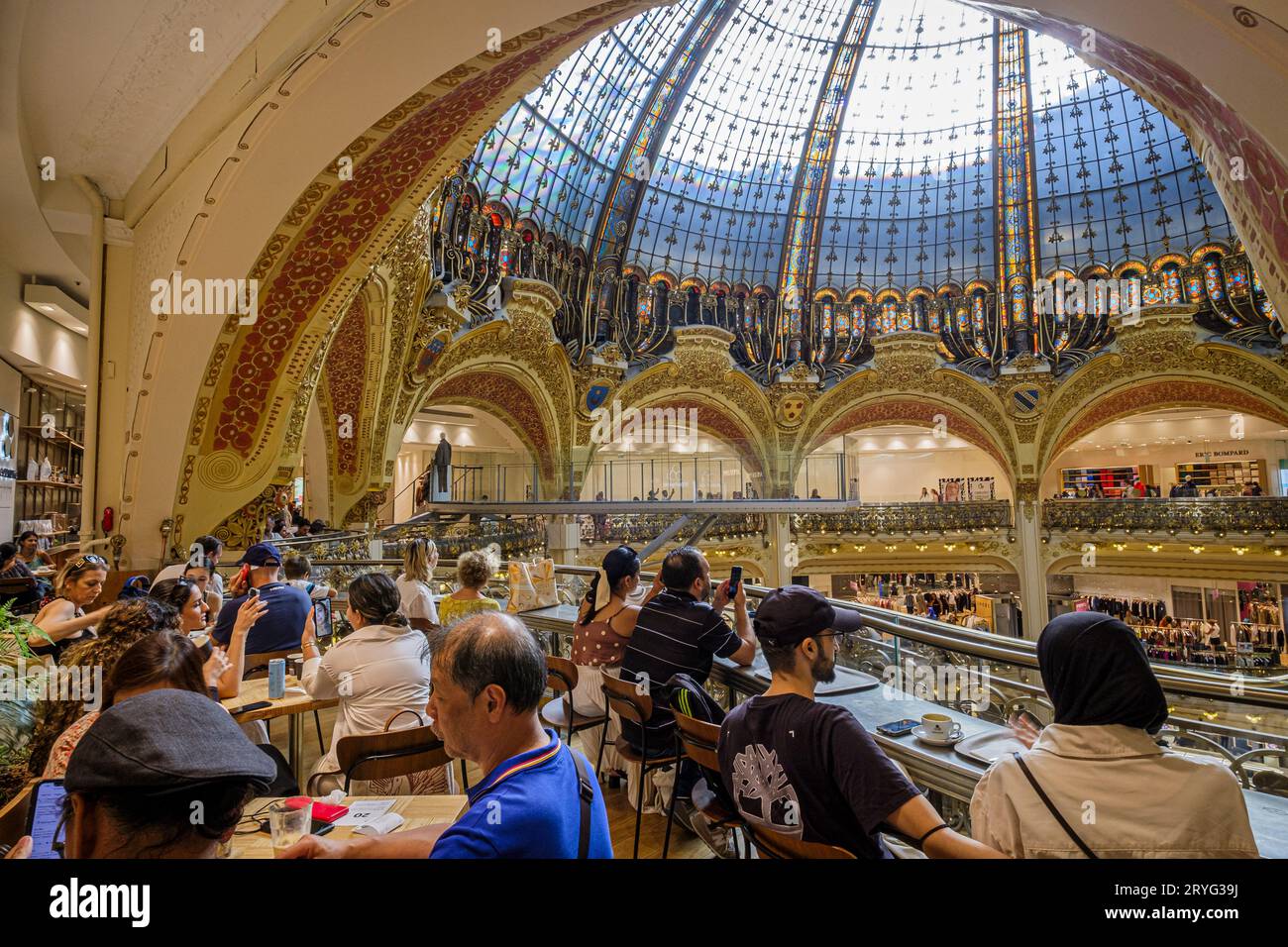 FRANKREICH. PARIS (75) (9. BEZIRK) DAS KAUFHAUS ?GALERIES LAFAYETTE? (HISTORISCHES GESCHÄFT), HAUSSMANN BOULEVARD Stockfoto