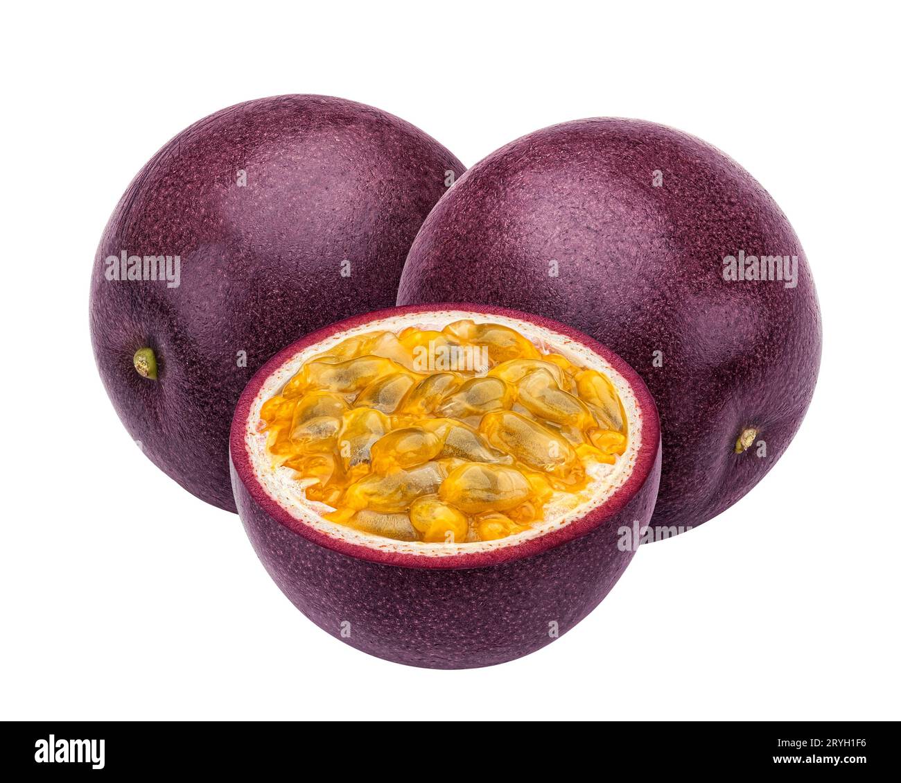 Passionsfrucht/Maracuja isoliert auf weißem Hintergrund Stockfoto