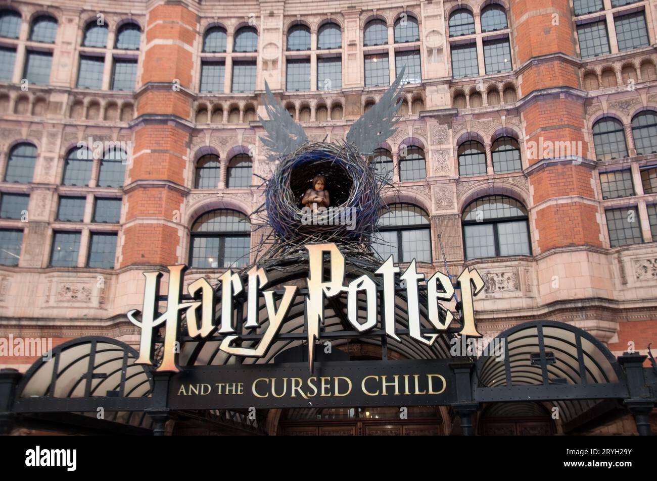 Harry Potter und das verwunschene Kind (Play), Palace Theatre, Cambridge Circus, London, UK Stockfoto