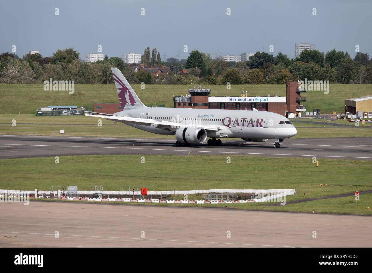 Katar Boeing 787-8 Dreamliner Landung am Flughafen Birmingham, UK (A7-BCF) Stockfoto