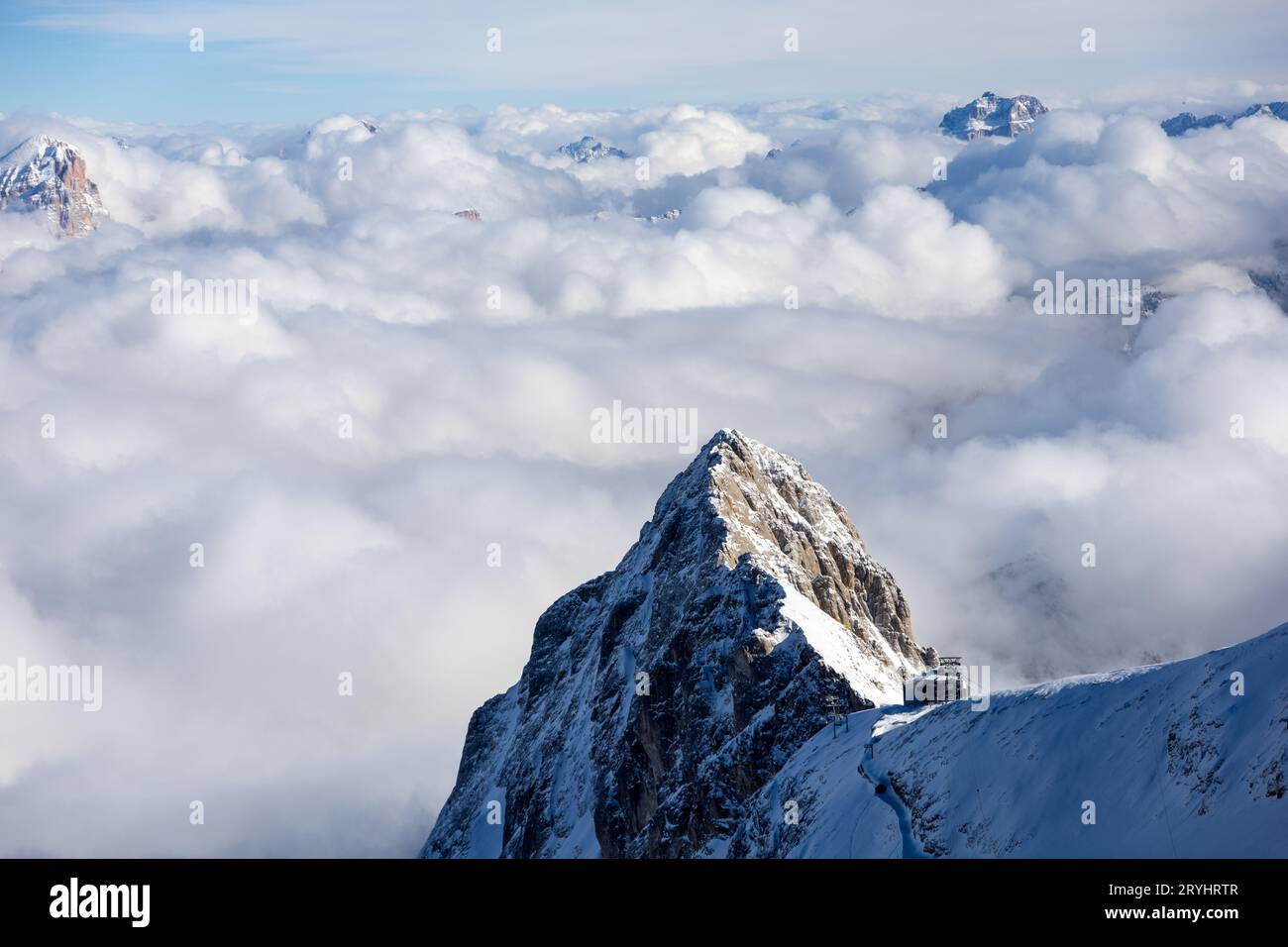 Winter Italien Dolomiten mit Schnee bedeckt. Hochwertige Fotos Stockfoto