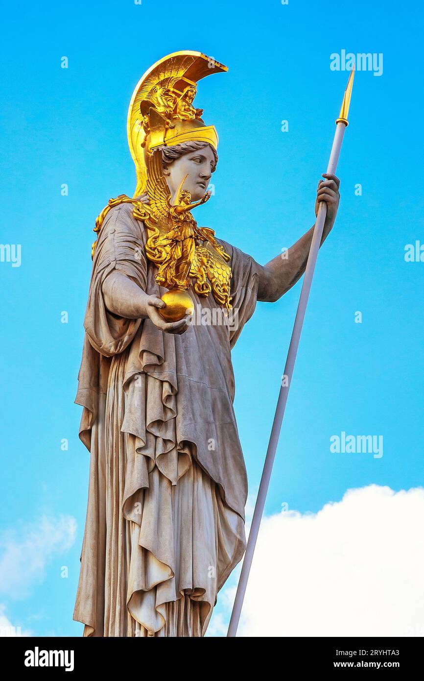 Pallas Athena Statue in Wien, Österreich Stockfoto
