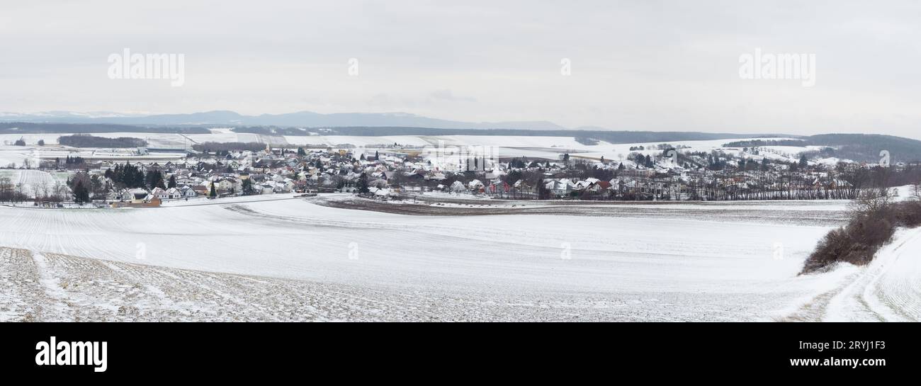 Dorf des Rittens bei Schnee Wetter Stockfoto
