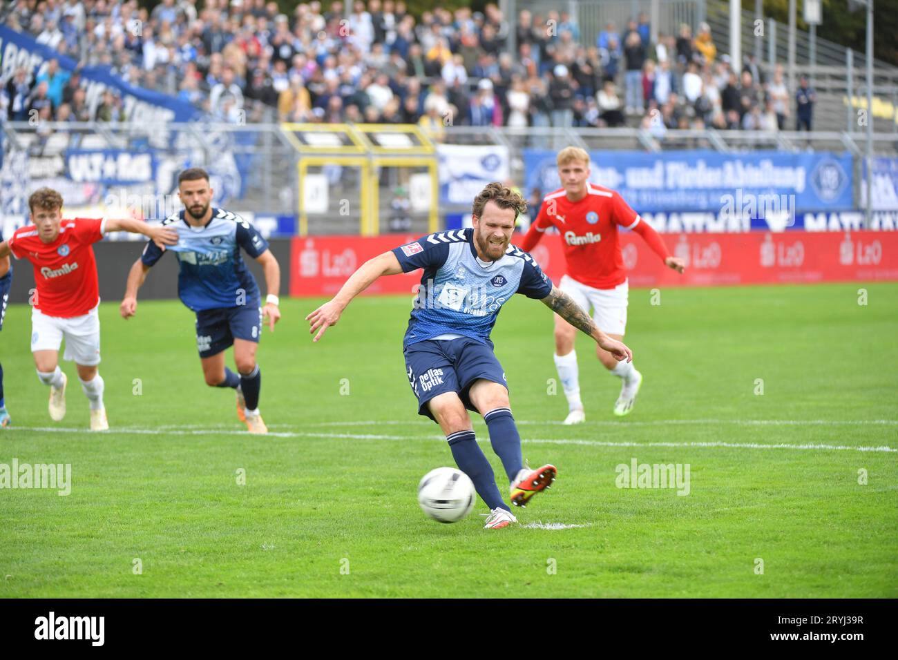 01.10.2023, Marschwegstadion, Oldenburg, GER, RLN, VfB Oldenburg vs ...