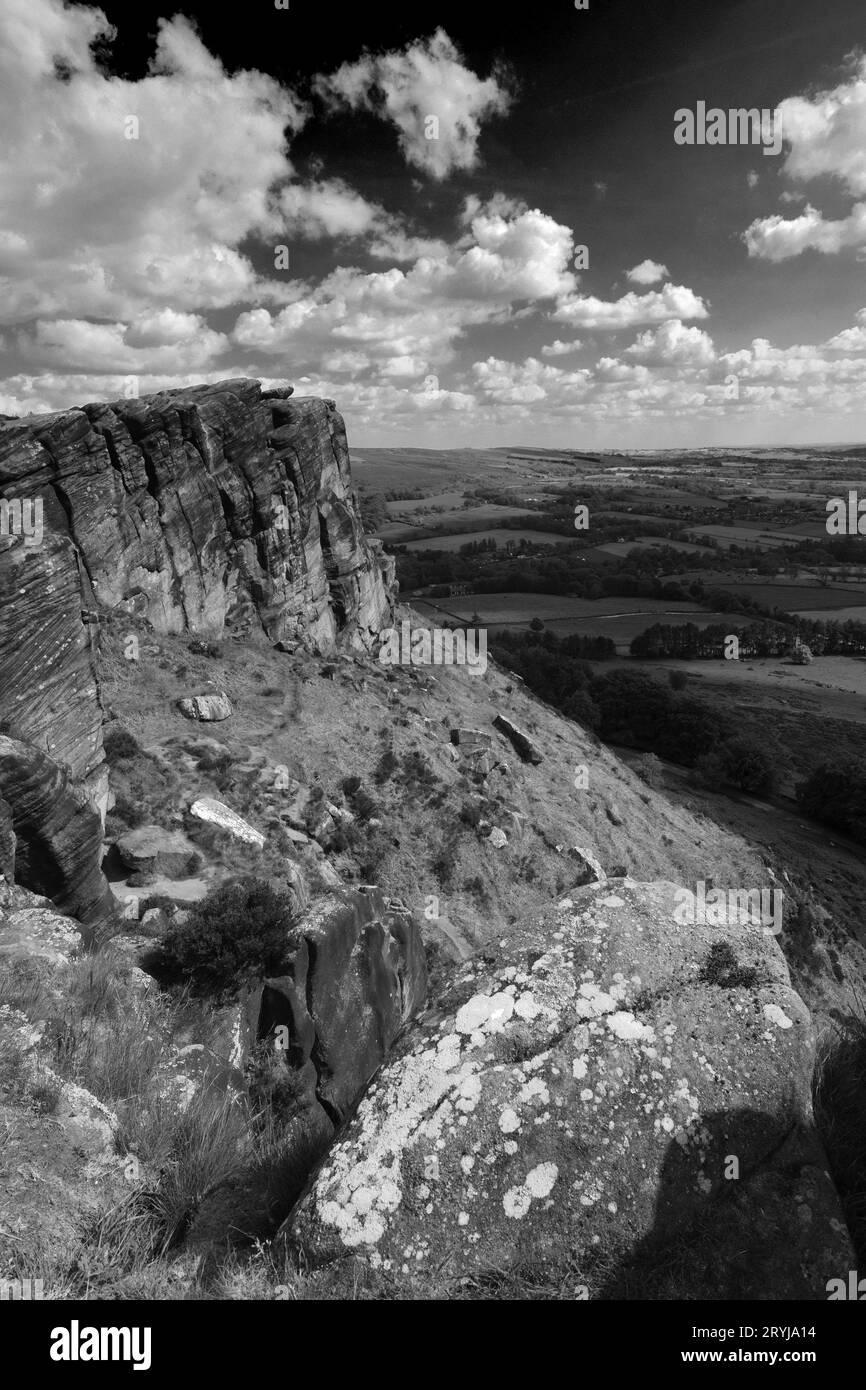 Blick auf den Hen Cloud Rock, die Roaches Rocks, Upper Hulme, Staffordshire, England, UK Stockfoto