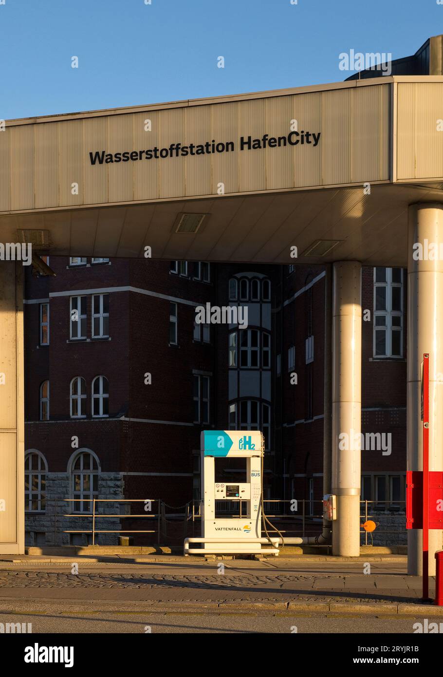 Wasserstofftankstelle HafenCity, Hamburg, Deutschland, Europa Stockfoto