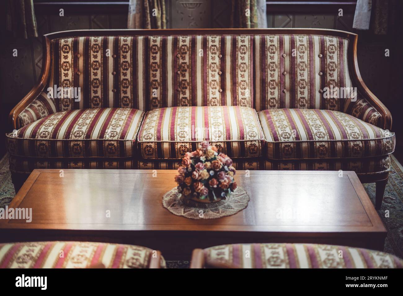 Retro-Sofa im Western-Stil Stockfoto