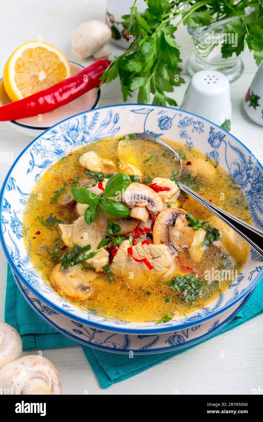 Scharf scharfe suppe -Fotos und -Bildmaterial in hoher Auflösung – Alamy