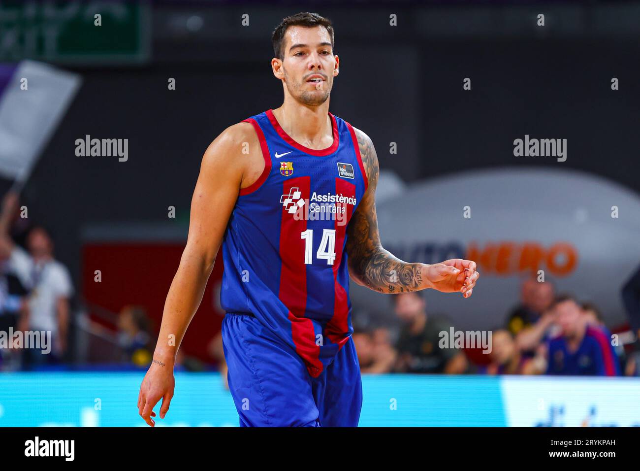 Oktober 2023; Wizink Center, Madrid, Spanien, spanische Liga Endesa Basketball, Real Madrid gegen Barcelona; Willy Hernangomez (BarçA) Stockfoto