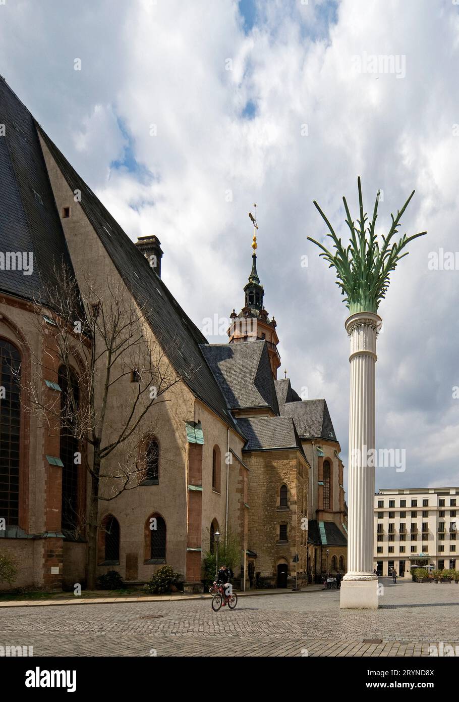 Nikolaikirche mit dem Nikolaisaeule, Leipzig, Sachsen, Deutschland, Europa Stockfoto