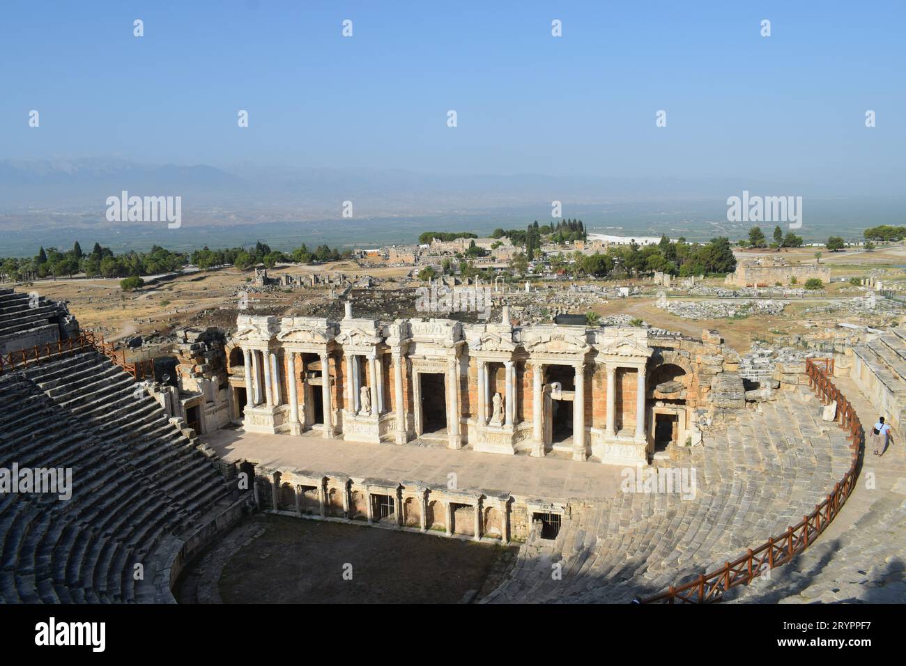 Gut erhaltenes altes Amphitheater in der antiken Stadt Ephesus Stockfoto