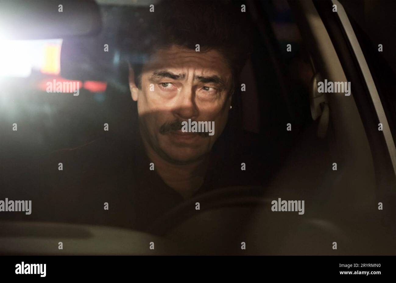REPTIL 2023-Flix-Film mit Benicio del Toro Stockfoto