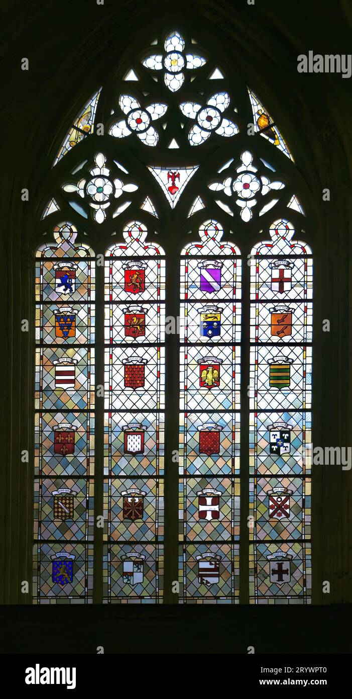 Buntglasfenster aus der Cathédrale Saint-Gatien de Tours Indre-et-Loire Frankreich Stockfoto