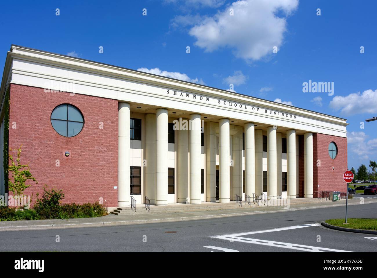 Sydney, Kanada - 25. Juli 2023: Die Shannon School of Business der Cape Breton University bietet eine Vielzahl von geschäftsbezogenen Kursen an, die zu degre führen Stockfoto